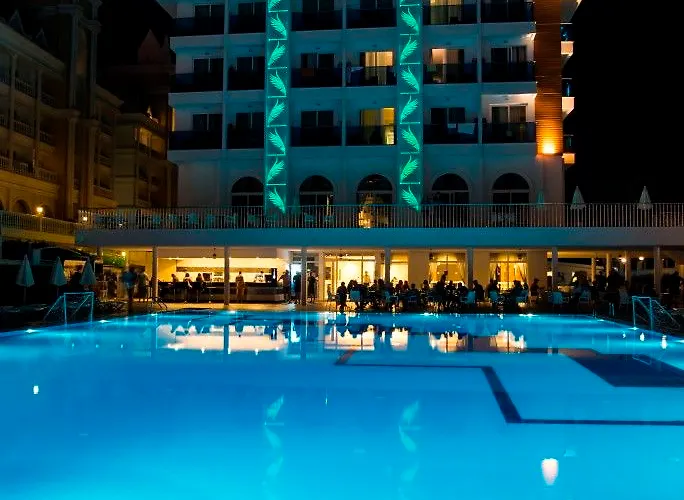 Palm World Side Resort & Spa